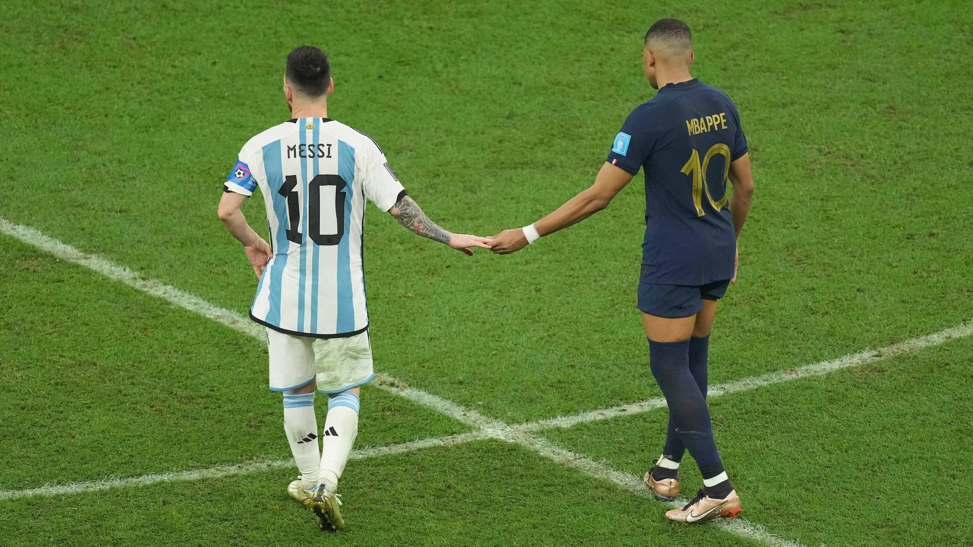 Franca dhe Argjentina hyjnë në garë për titullin, Messi gati për një tjetër moment historik