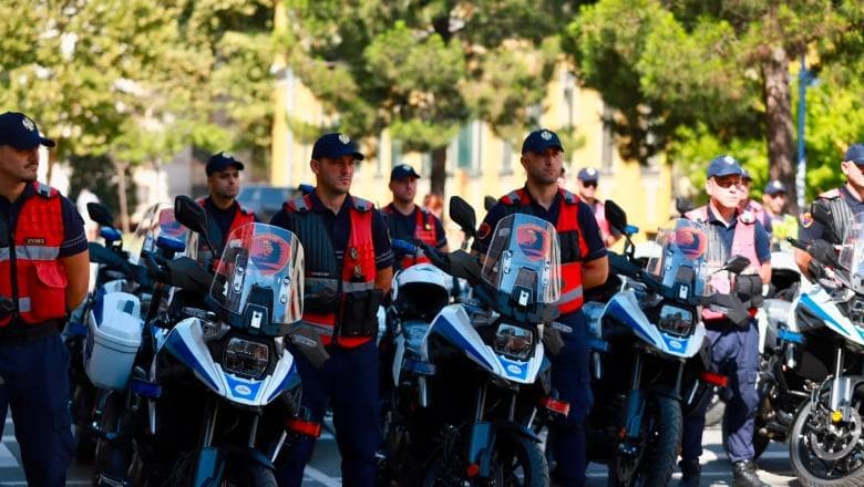 Shqipëria blen motoçikleta për policinë me paratë e konfiskuara nga krimi
