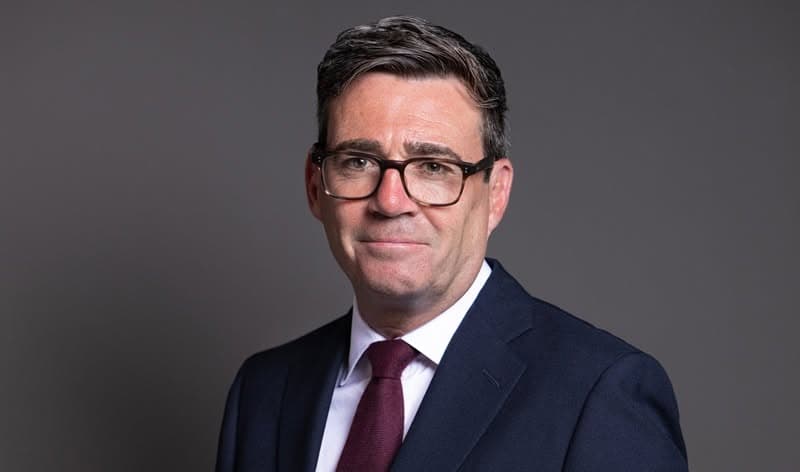 Pas dorëheqjes së Starmerit, Andy Burnham merr detyrën si kryeministër i Britanisë