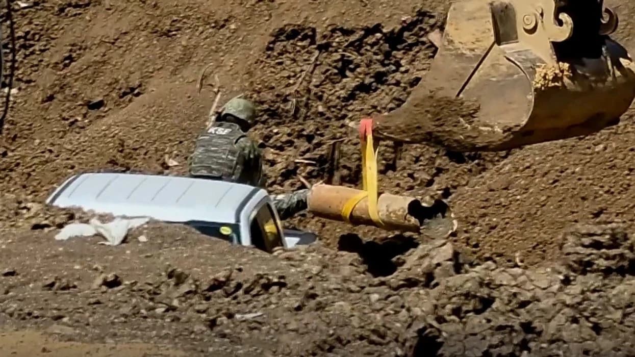 Deminerët e FSK-së nxjerrin raketën e NATO-s në Prishtinë, dyshohet se ka edhe të tjera