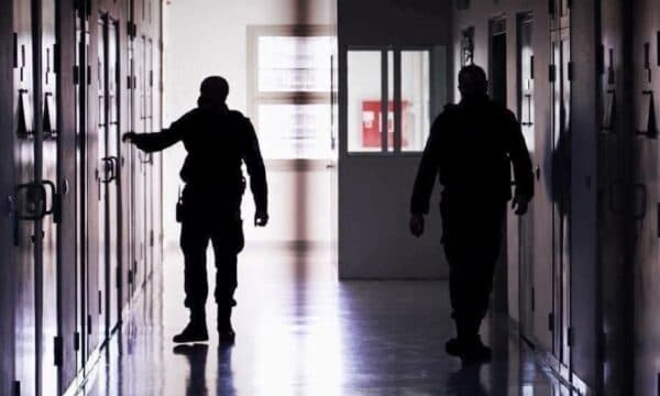 U amnistuan nga krimet, sot lënë burgun 72 të dënuar në Shqipëri