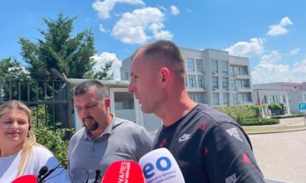 Fermerët dhe “Vita” me konferencë para AUV-it: Nxirrni rezultatet