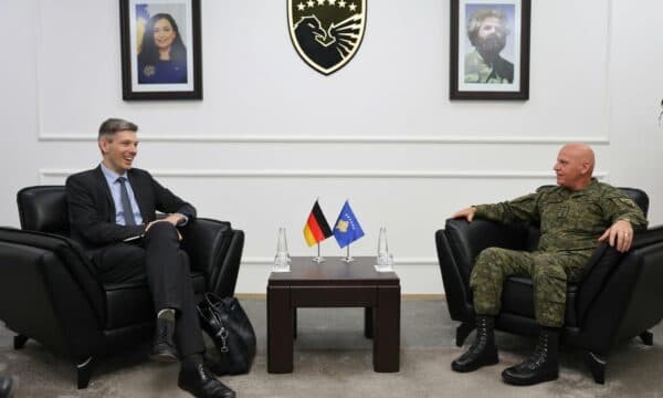 Gjenerali Bashkim Jashari pret delegacionin gjerman, riafirmohet mbështetja për zhvillimin e FSK-së