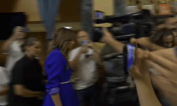 Haxhiu nis ta mbajë një konferencë, largohet pasi sheh deputetët e PDK-së, ata i thonë “thirre seancën”