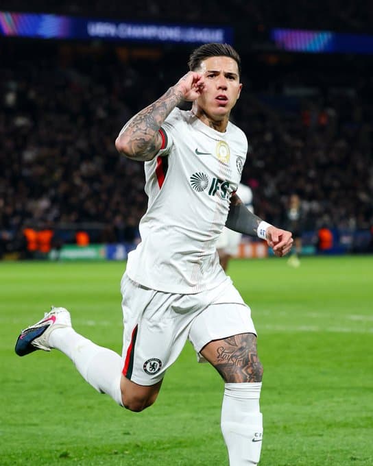Enzo Fernández arrin marrëveshje verbale me Manchester Cityn, mbetet vetëm Chelsea