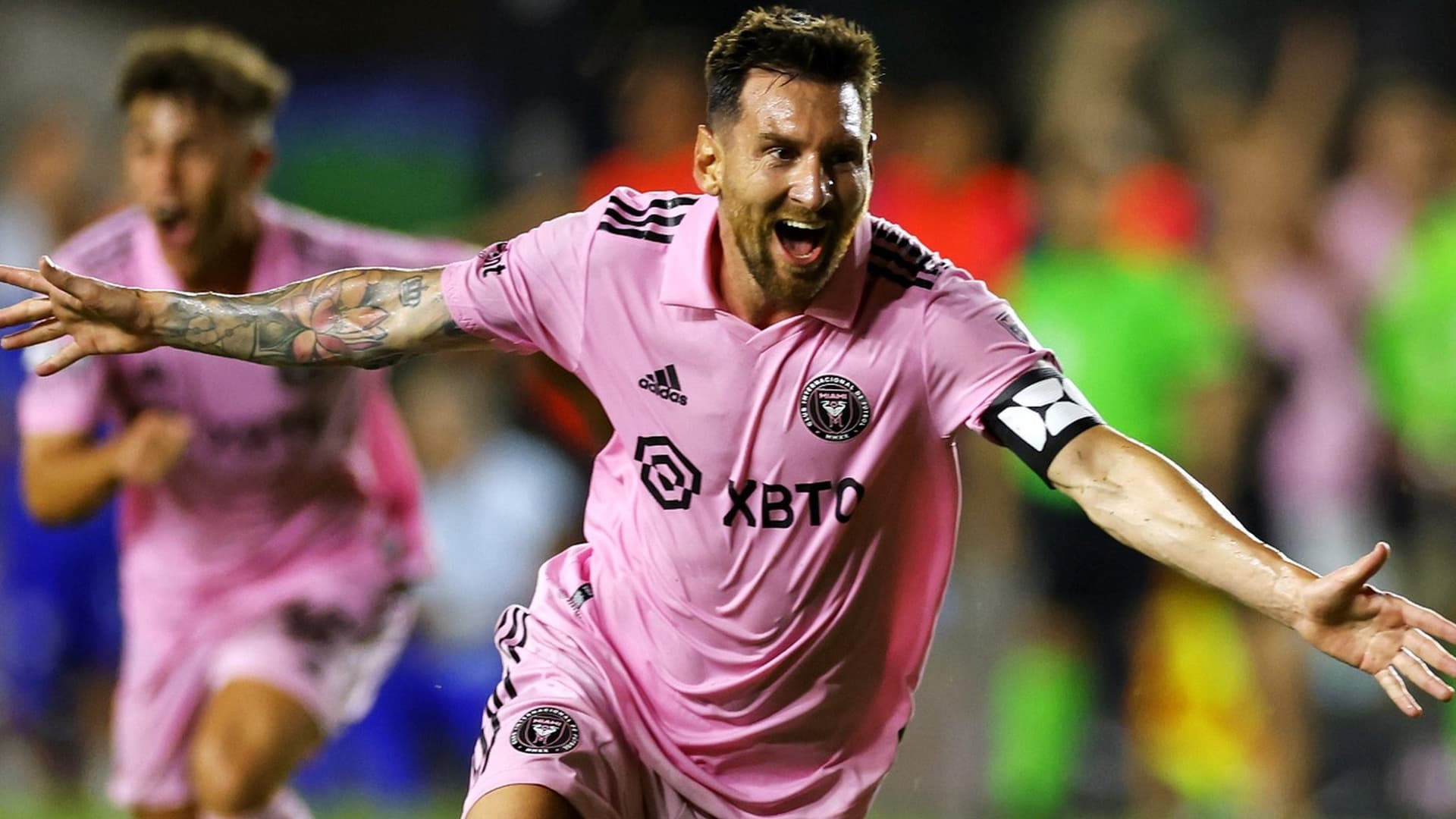 Messi rikthehet me gola dhe shkruan histori, bëhet golashënuesi më i mirë në Kupën e Ligës