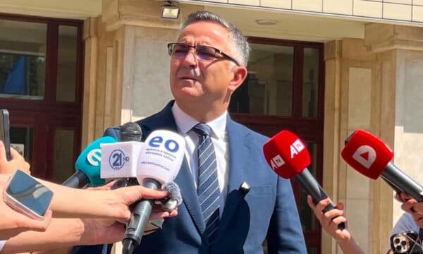Tahiri: Kushtetuta dhe Rregullorja e Kuvendit janë shkelur