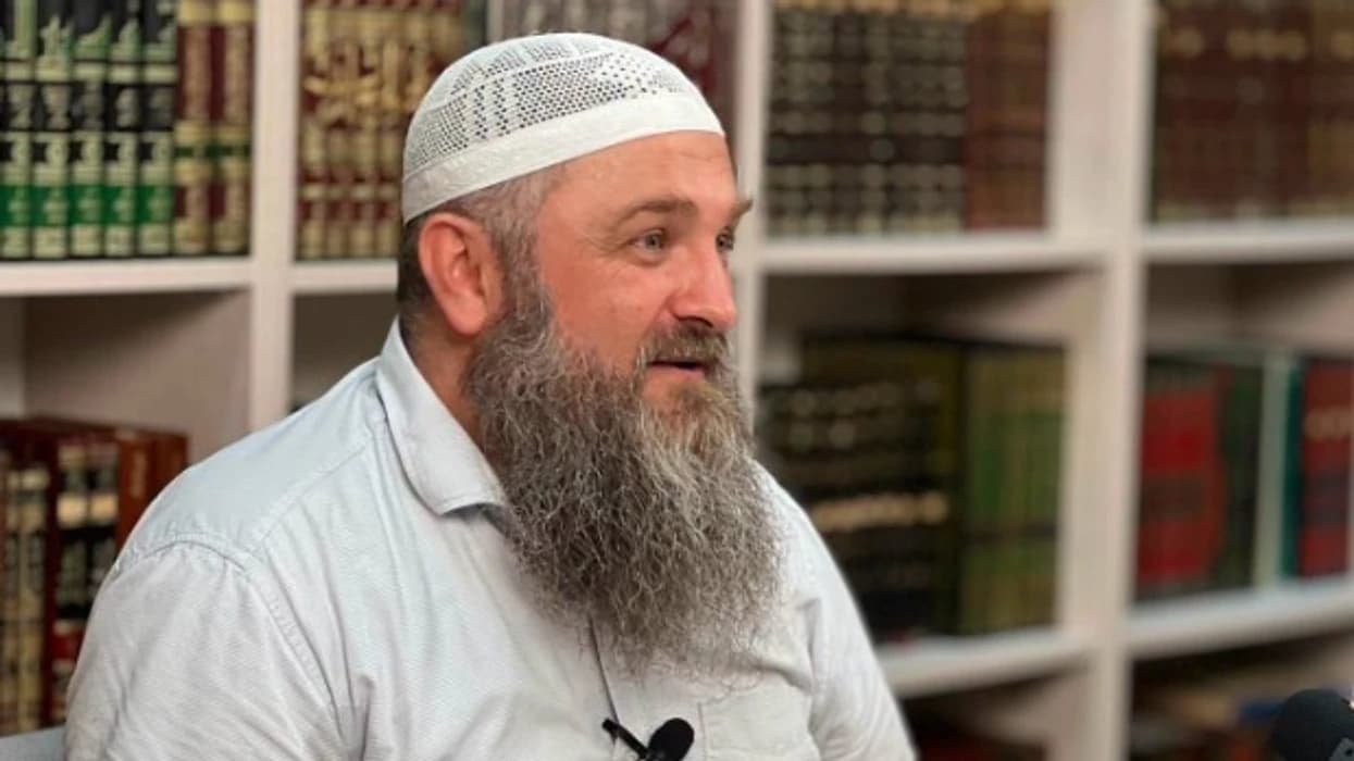 Predikuesi islamik nga Bosnja pritet të dëbohet nga Kosova, BIK-u thotë se s’ishte në dijeni për ardhjen e tij
