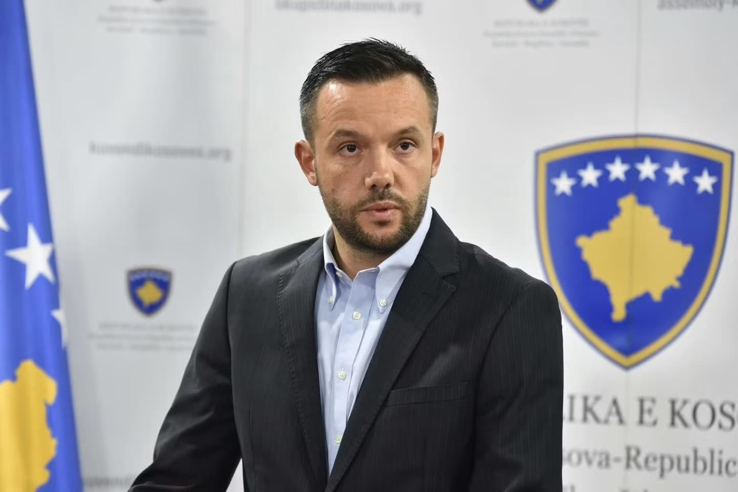 “Ata burra duhet sa më shpejt të jenë të lirë”, Tahiri: Qeveria, urgjentisht ta sjellë Ligjin për Specialen