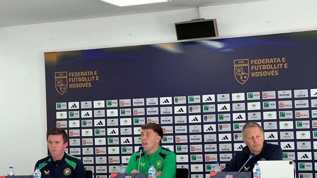 Irlanda vlerëson Kosovën para përballjes në Prishtinë: “Edhe barazimi do të na kënaqte”