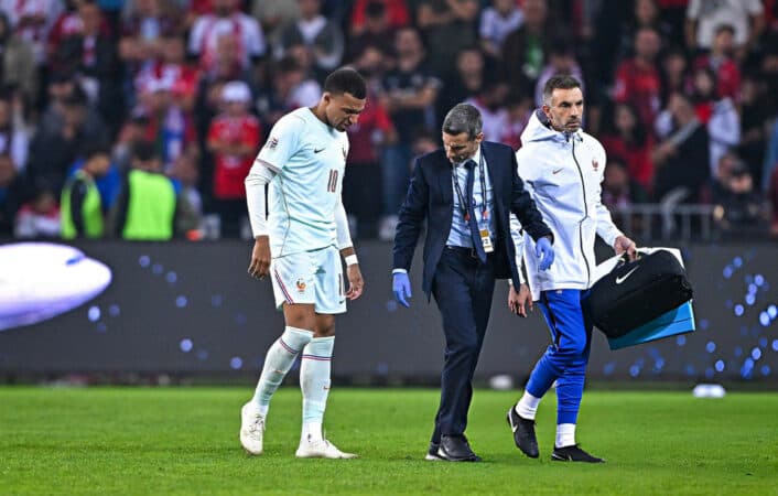 Kylian Mbappé dëmtohet me Francën, por synon rikthimin për El Clásicon