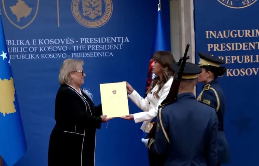 Justina Shiroka-Pula merr zyrtarisht detyrën e presidentes së Kosovës