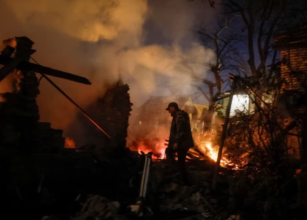 Rusia godet rrjetin energjetik të Ukrainës, 7 të vrarë – mes tyre një fëmijë
