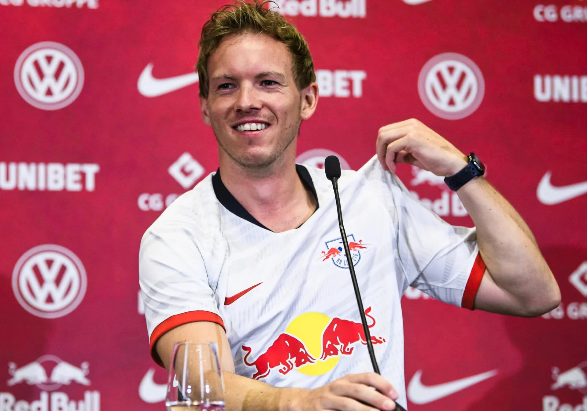 RB Leipzigu mohon zërat për rikthimin e Julian Nagelsmannit