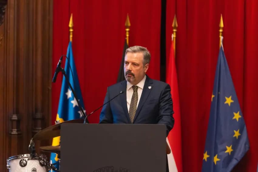 Agron Bajrami emërohet kryenegociator për dialogun teknik me Serbinë
