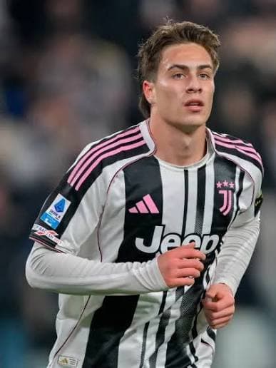 Real Madridi rikthehet për Kenan Yildizin, Juventusi kërkon 100 milionë euro