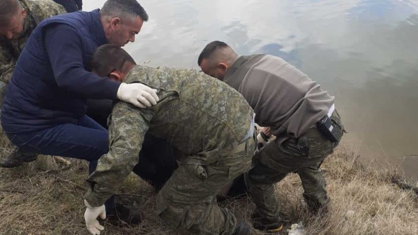 FSK-ja publikon pamjet e operacionit në Liqenin e Badovcit, ku u gjet i pajetë një person