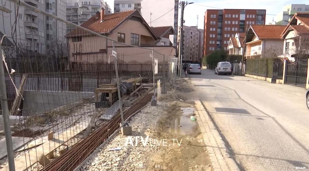 Ndërtimi i lartë, banorët të “detyruar” t’i lëshojnë shtëpitë