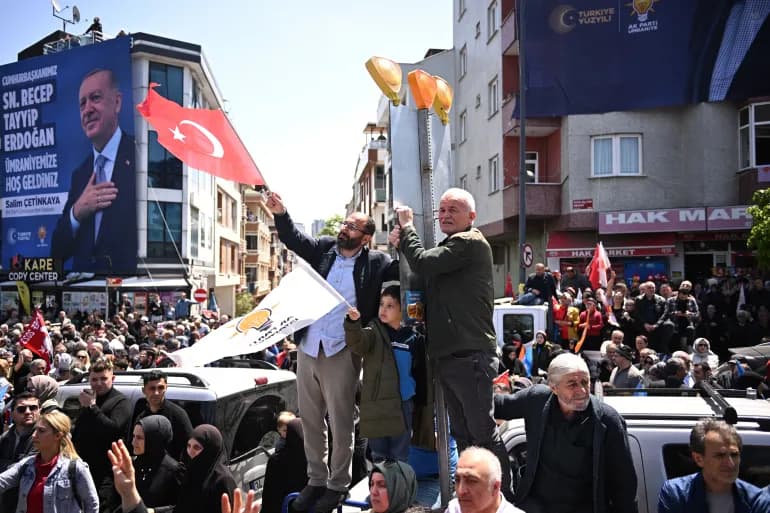 Përfundon votimi në Turqi, Erdogan iu bën thirrje mbështetësve “t’i mbrojnë kutitë”