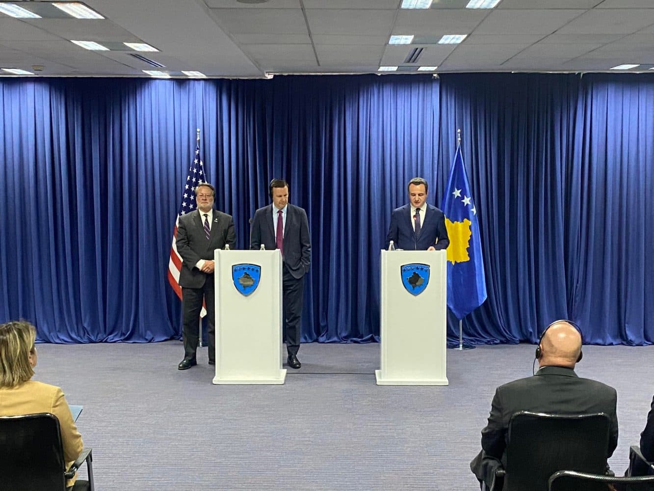 Kurti pas takimit me senatorët amerikanë: Marrëveshja me Serbinë duhet zbatohet tërësisht e pa kushtëzime