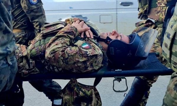 KFOR: Të hënën në veri u plagosën 30 ushtarë, palët të marrin përgjegjësi për situatën