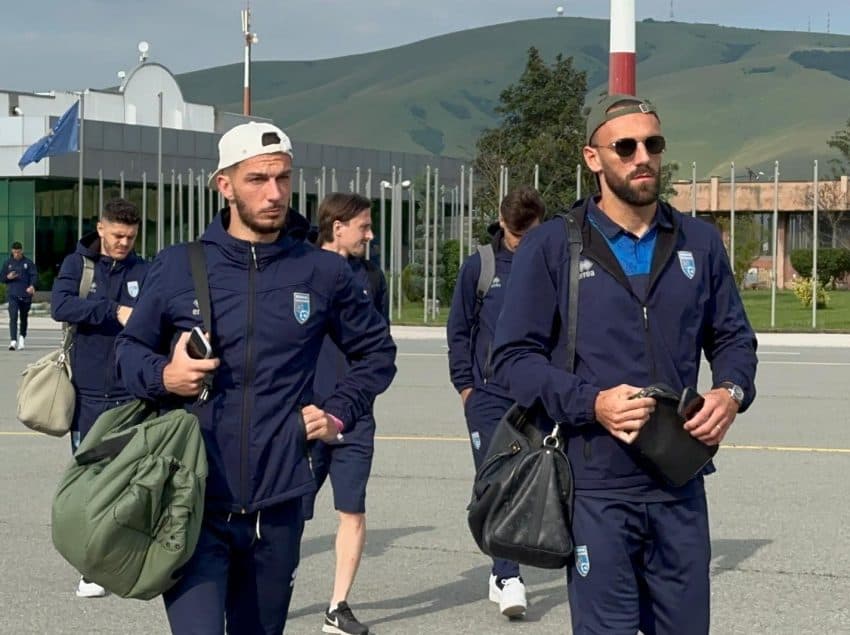 Ekipi i Kosovës niset drejt Budapestit, nesër takohet me Bjellorusinë