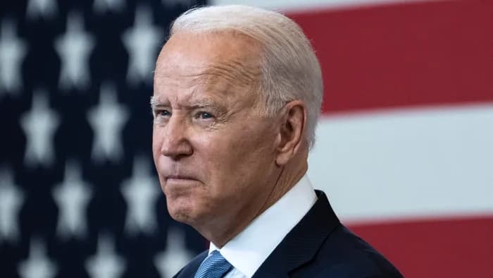 Bidenit i kërkohet ta bëjë prioritet situatën në Kosovë