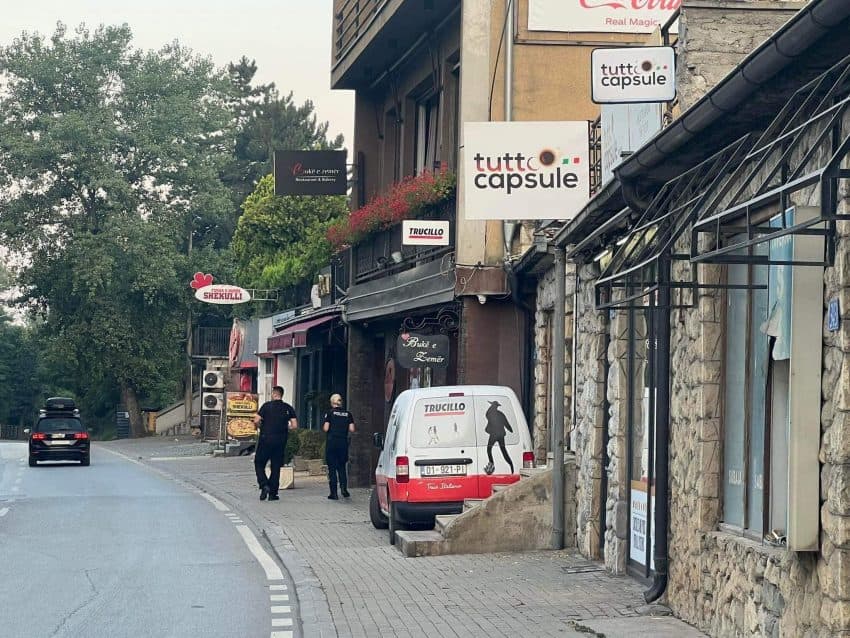 Raportohet se Policia po kryen aksion në lokalin dhe shtëpinë e Ridvan Muharremit, i përfshirë në skandalin e vajit