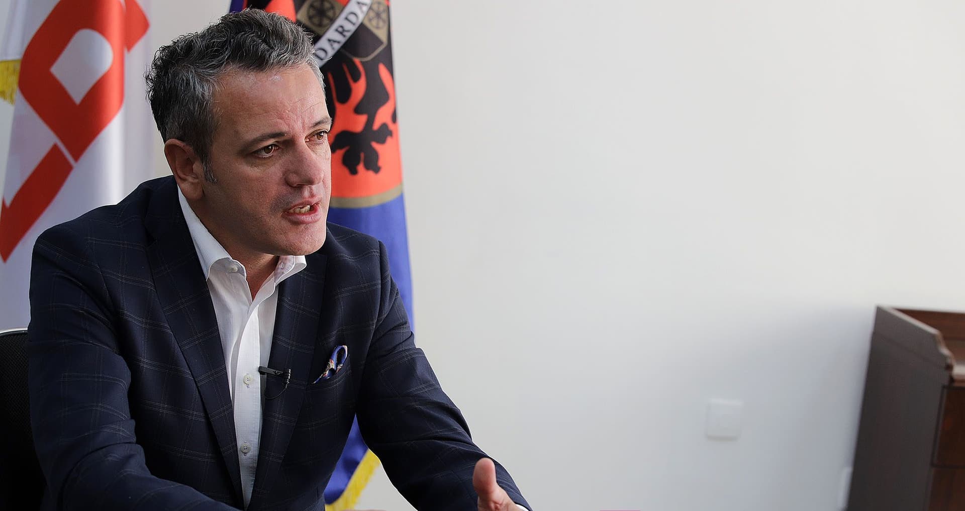 Gashi kërkon që Kosovës t’i hiqen menjëherë sanksionet