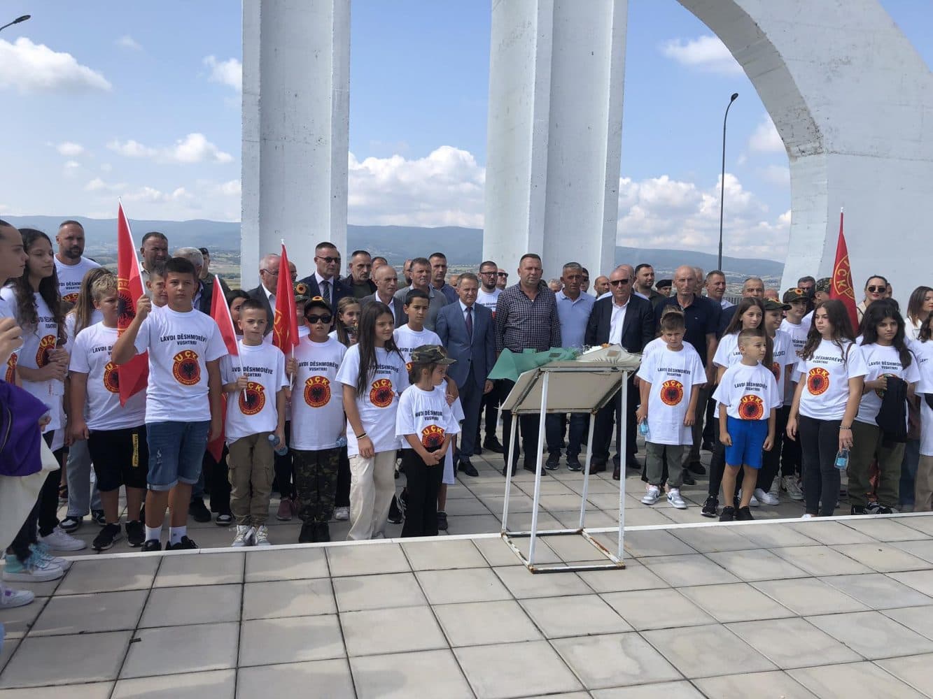 Vushtrria shënon Ditën e Dëshmorëve – Idrizi: Është një ditë e madhe dhe e veçantë