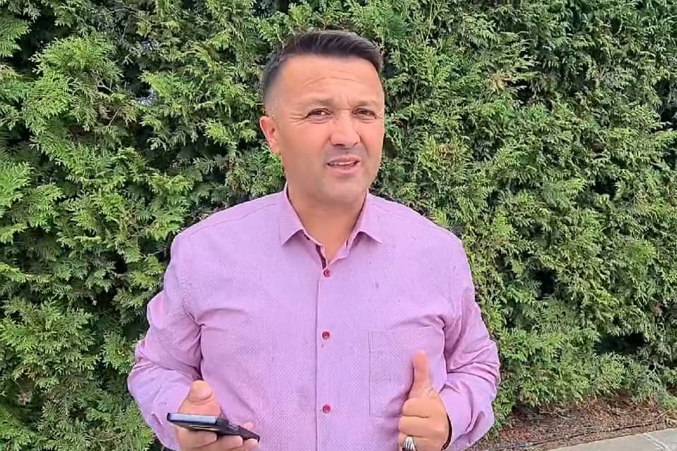Veton Berisha: Libri shkollor “Shoqëria dhe mjedisi” ka përmbajtje raciste për egjiptianët