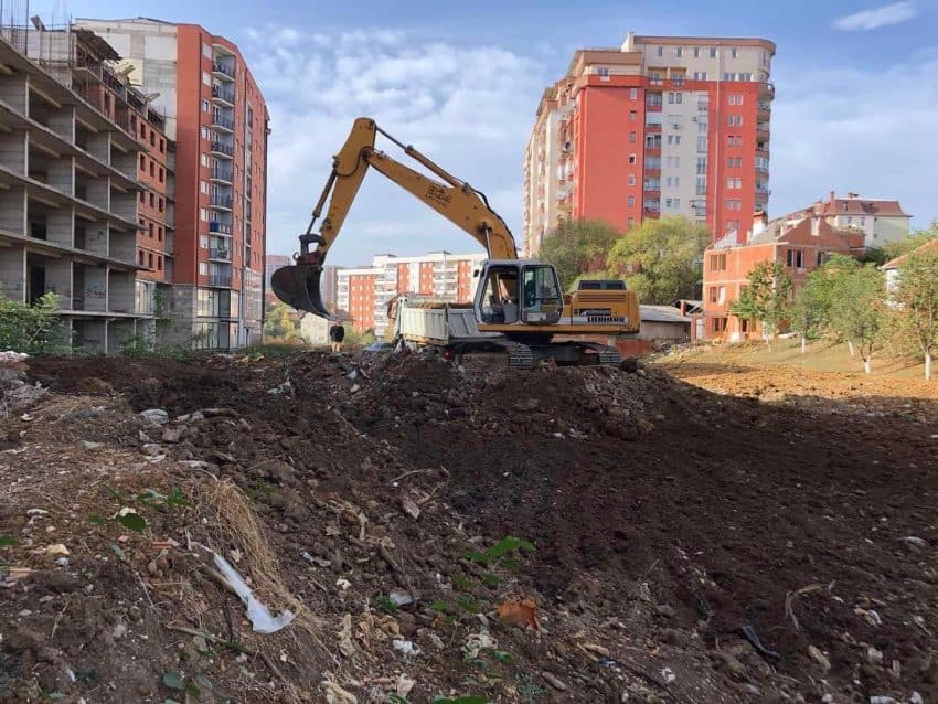 Rama: Po vazhdojnë punimet në zgjatjen e rrugës “B”, do të lirojë dukshëm qarkullimin dhe do të lidhet me rrugën “A”
