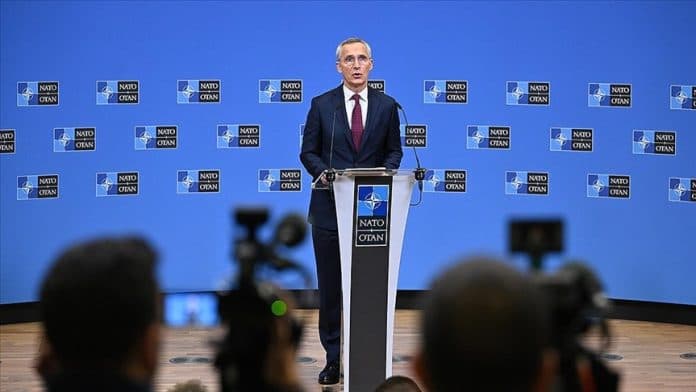 Stoltenberg: Rusia ka humbur më shumë se 300 mijë ushtarë në Ukrainë