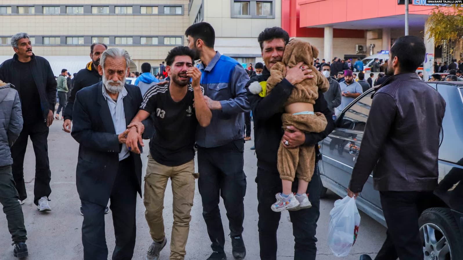Arrin në 91 numri i të vrarëve nga shpërthimet në Iran