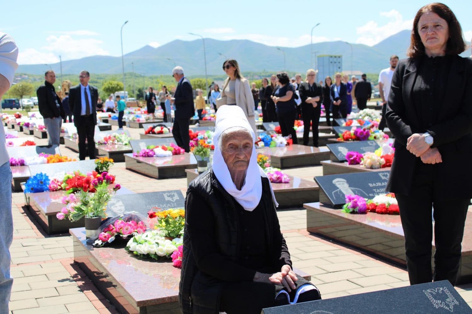 Familjarët e viktimave në Mejë rrëfejnë momentin kur kuptuan për këtë masakër