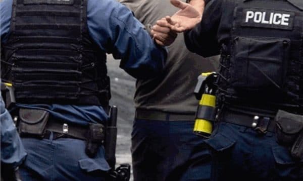 Pejë, Klinë dhe Istog: Policia sekuestron tri armë, arrestohen të dyshuarit