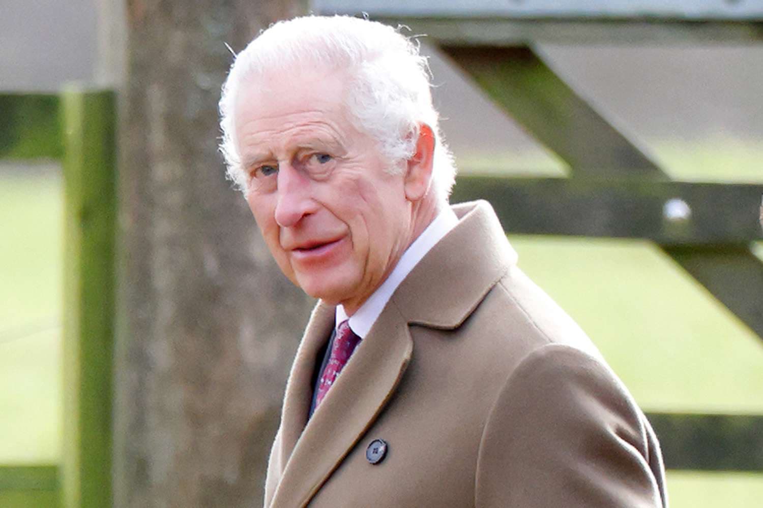 Mbreti Charles III po i kthehet detyrave zyrtare për herë të parë që kur njoftoi se u diagnostikua me kancer