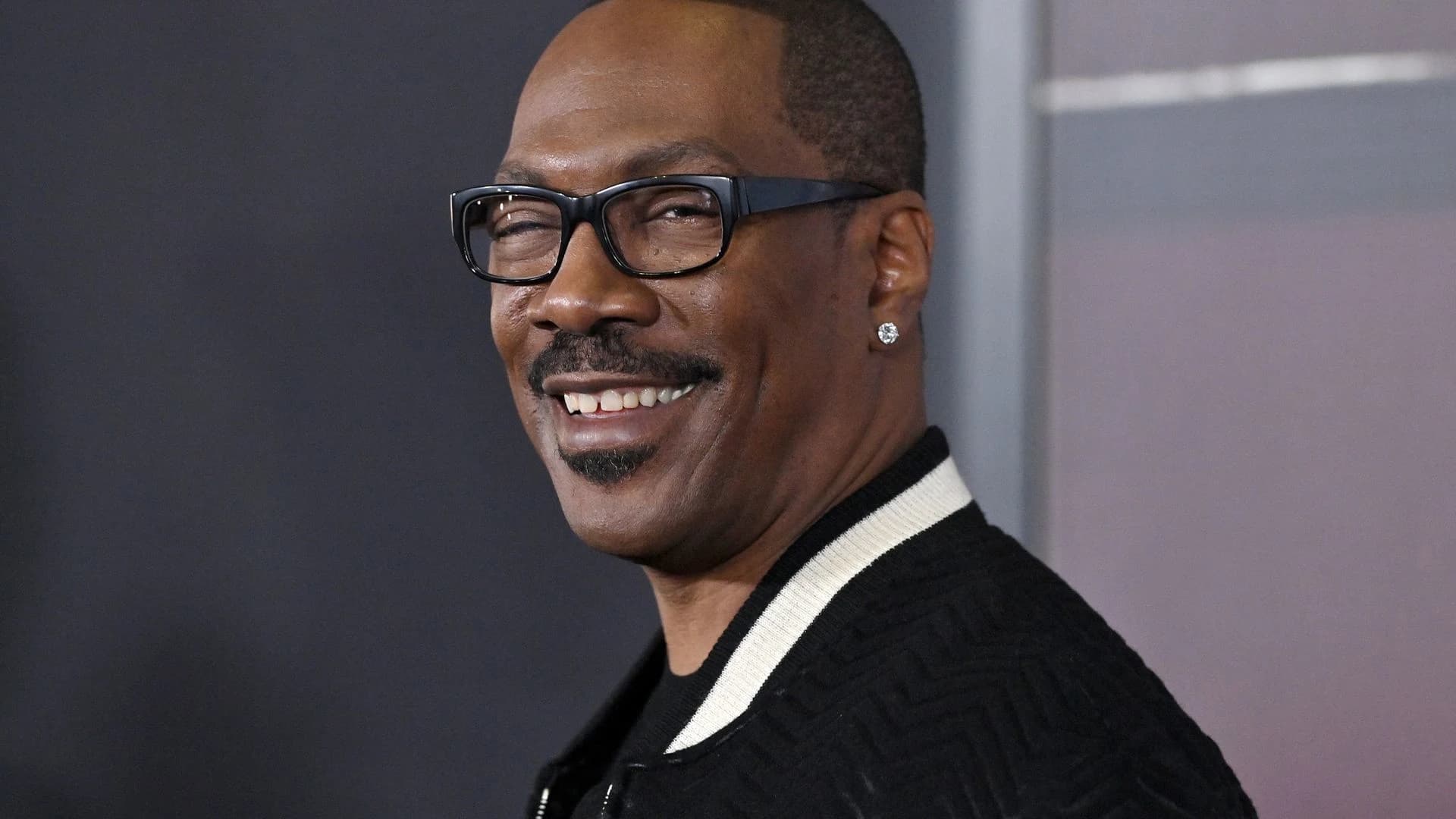Pas 30 vitesh, aktori Eddie Murphy i rikthehet rolit që e bëri të famshëm