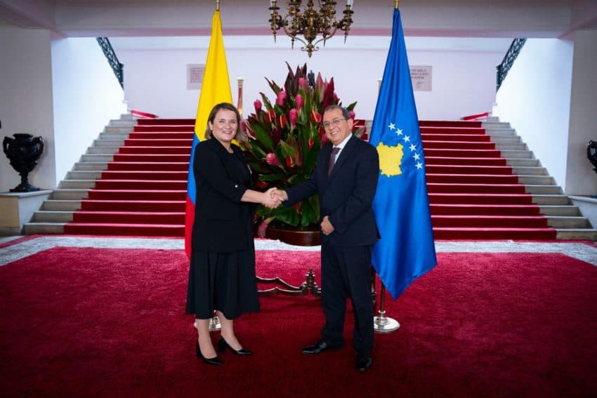 Kosova së shpejti me ambasadë në Kolumbi