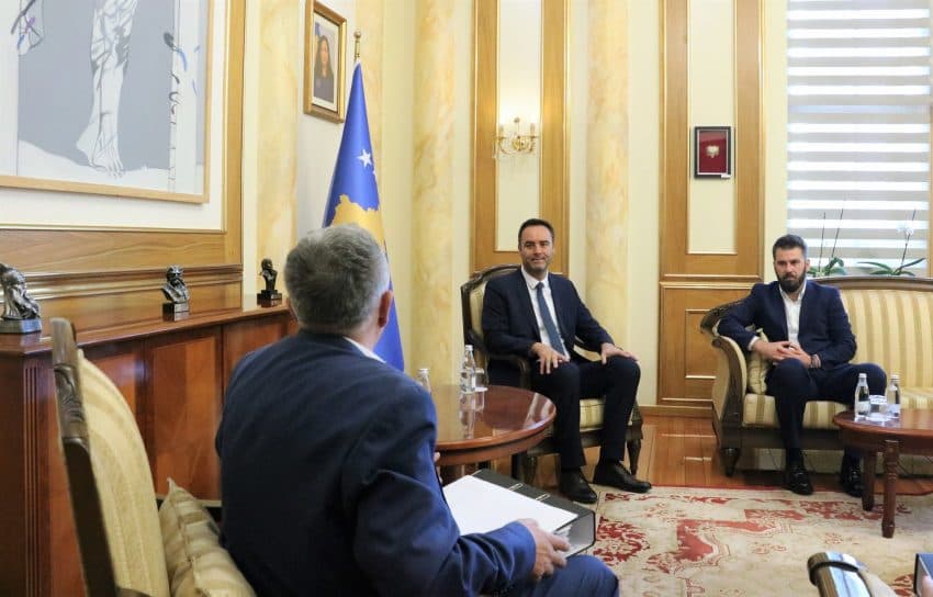 Konjufca pranon peticionin nga SBAShK-u për ndryshimin e Ligjit për skemat pensionale