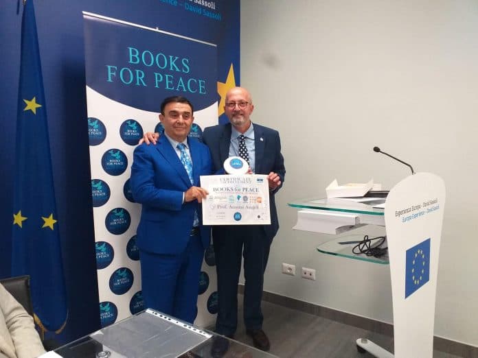 Akademik Prof. Dr. Anastas Angjeli vlerësohet me çmimin ndërkombëtar “Books for Peace 2024”