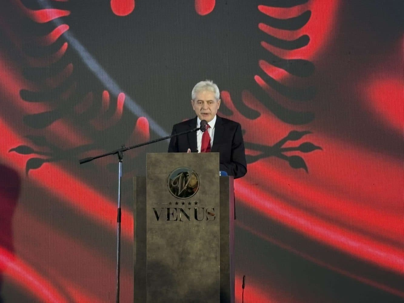 Ahmeti në ditën e veteranit: Nuk më vjen mirë që Kosova ka marrëdhënie të ftohta me ShBA-në e BE-në