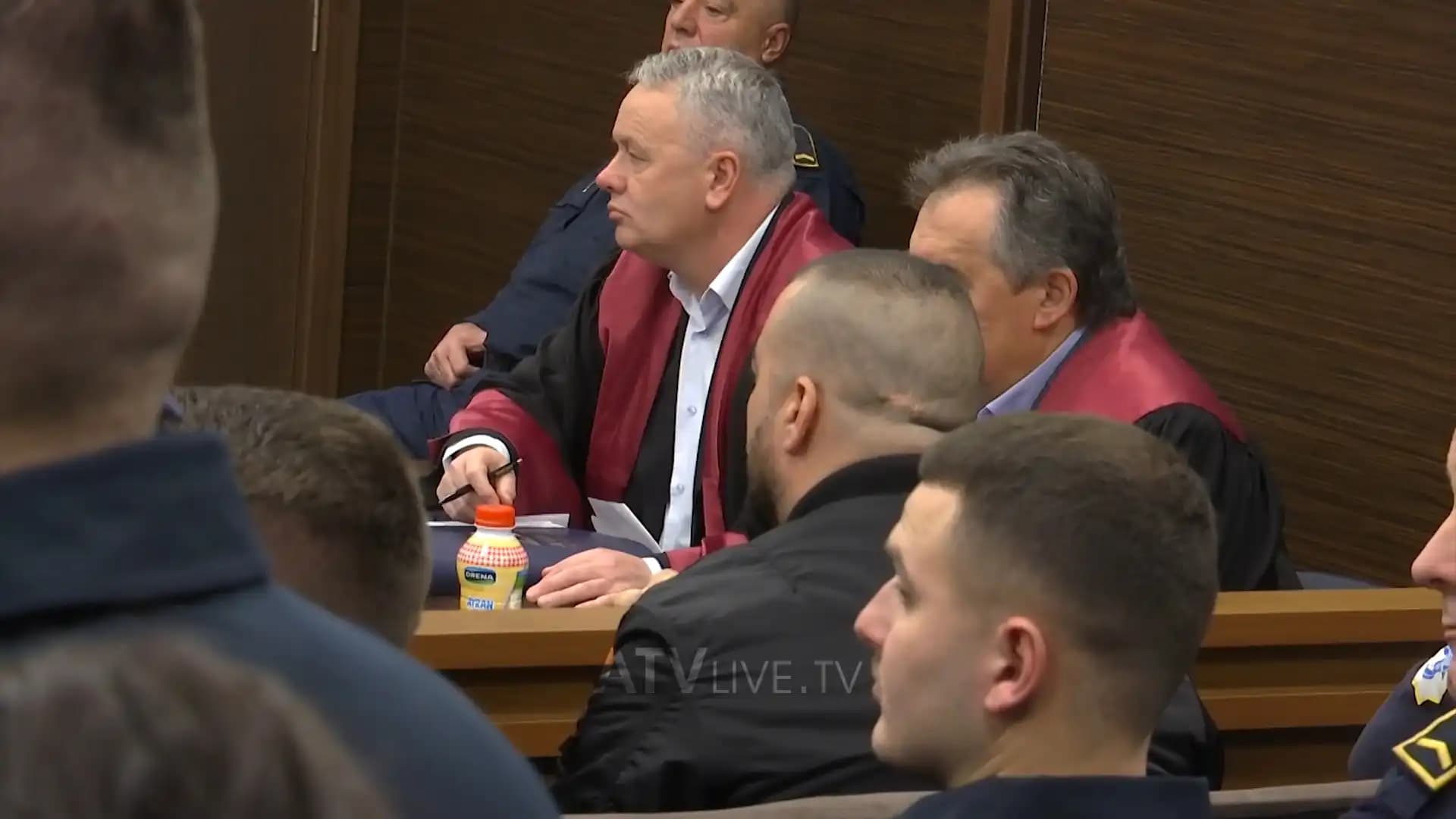 Dy të akuzuarit për vrasjen e dy vëllezëve në Gjakovë: Jemi të pafajshëm
