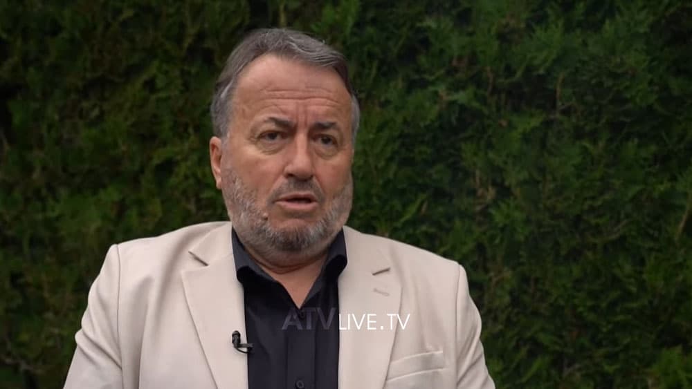 Hysen Sogojeva, kryetar i Odës së Hotelierisë dhe Turizmit të Kosovës