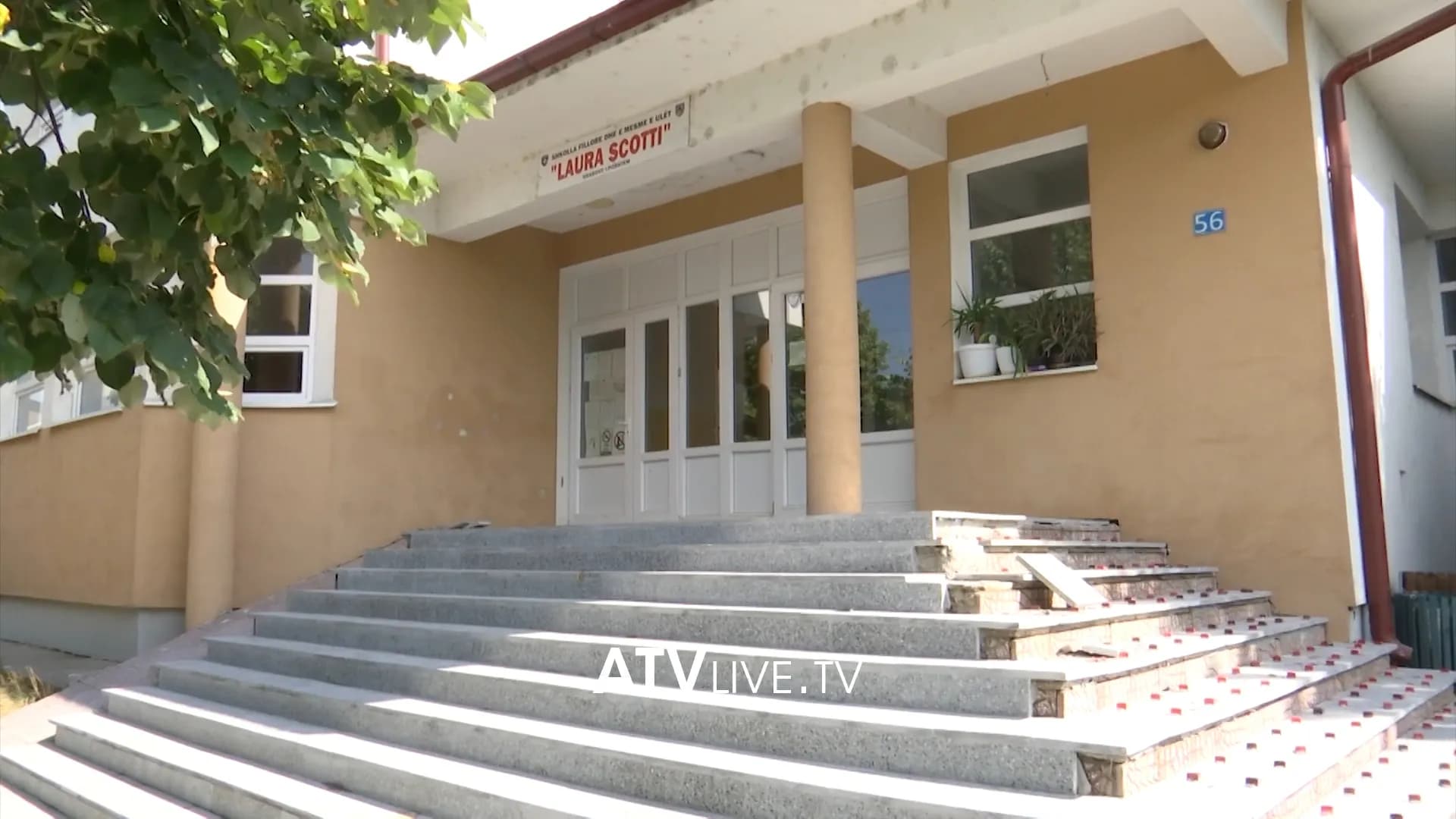 Fëmijët e Grabocit mësimin do ta nisin një muaj me vonesë