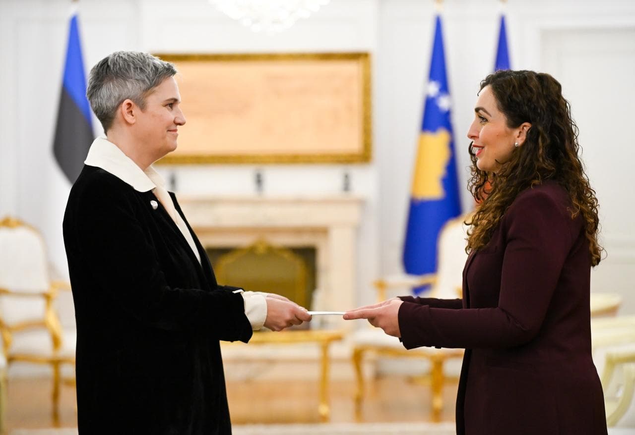 Presidentja Osmani pranoi letrat kredenciale të ambasadores së re të Estonisë në Kosovë