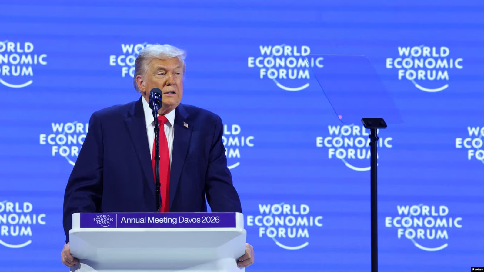 Donald Trump arrin në Davos, pritet ta fillojë fjalimin për pak
