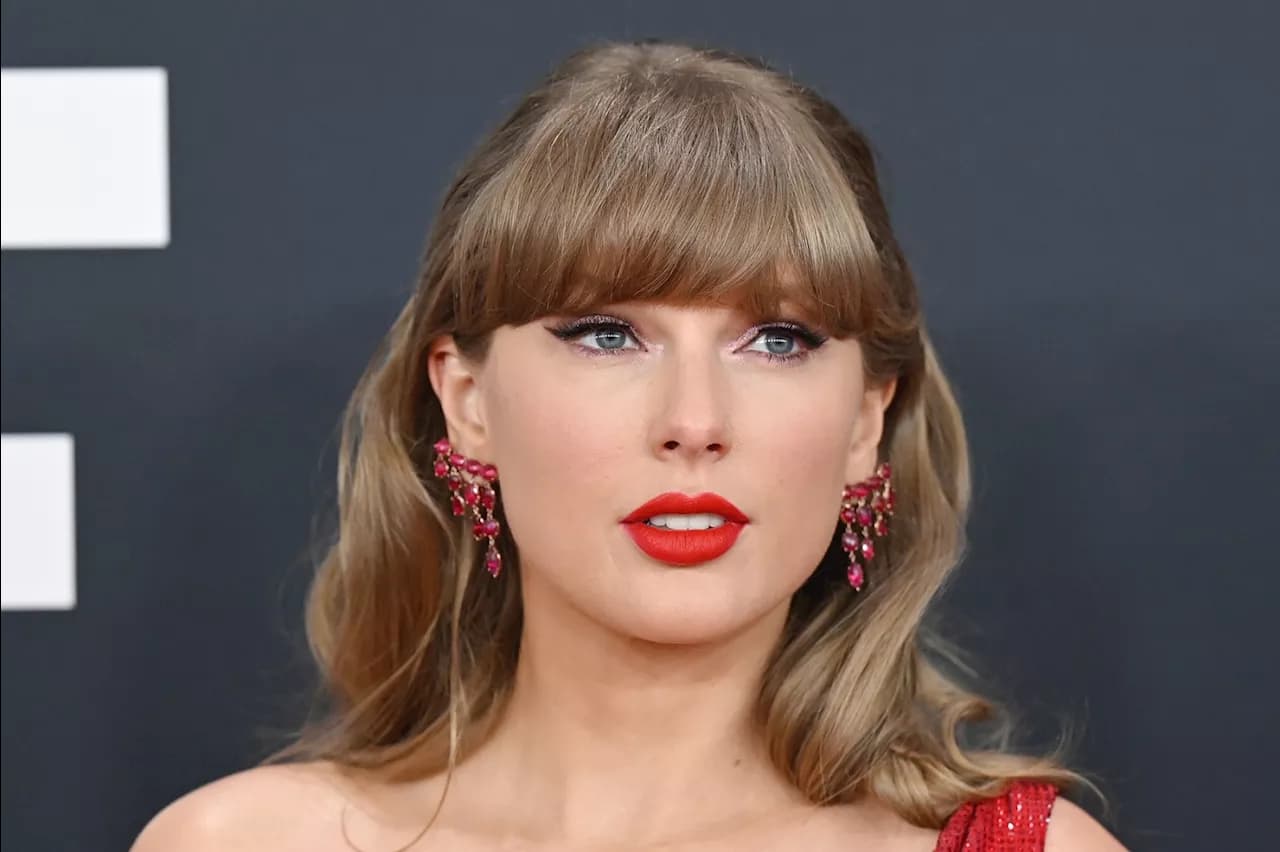 Taylor Swift mbron pronësinë intelektuale dhe përballet me kërcënime sigurie
