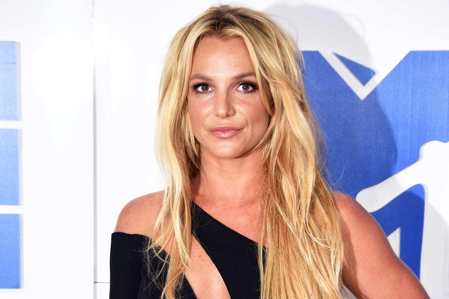 Nga “Free Britney” te izolimi dhe “rënia” e një ylli – Çfarë ndodhi me Britney Spears