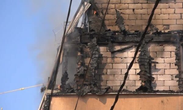 Zjarret nga rryma, shumica e rasteve në Kosovë lidhen me instalimet elektrike të pasigurta dhe kyçjet ilegale